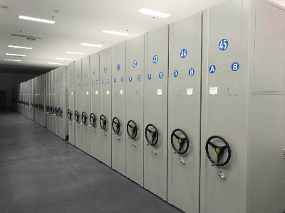 智能密集架和手搖密集架比較哪個(gè)更好？?jì)?yōu)勢是什么？